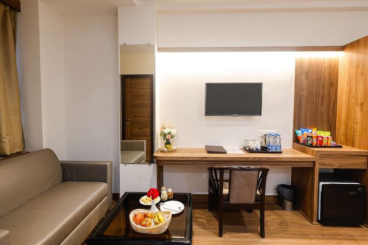 Room 28 of 121