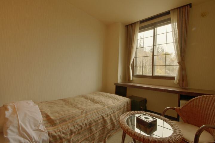 Room 7 of 57