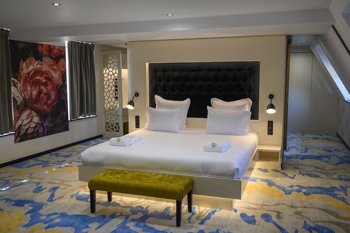 Room 148 of 217