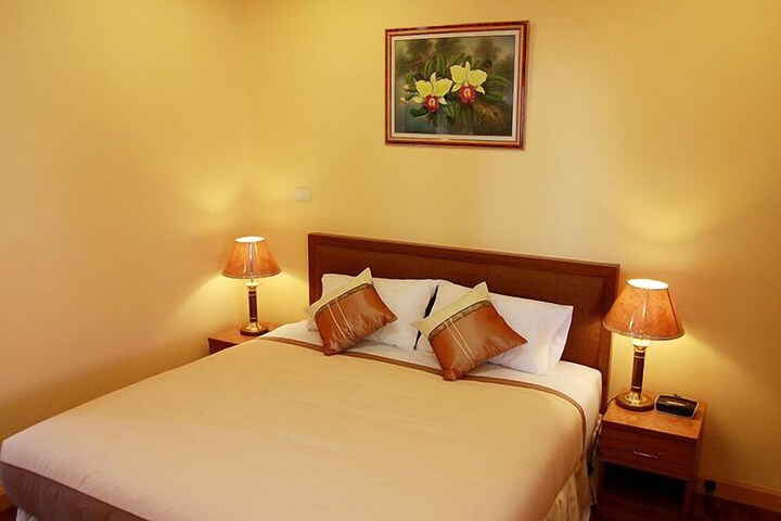 Room 5 of 47