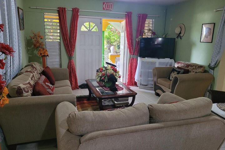 Room 36 of 80