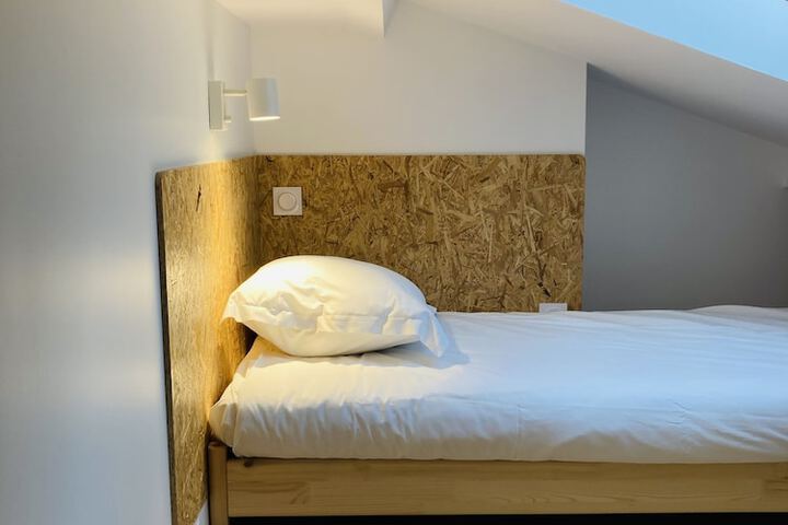 Room 14 of 141