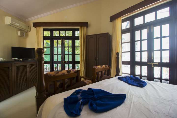 Room 8 of 46