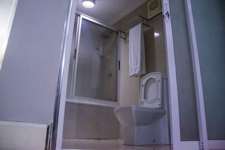 Room 82 of 155