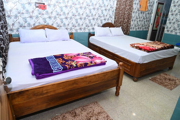 Room 3 of 22