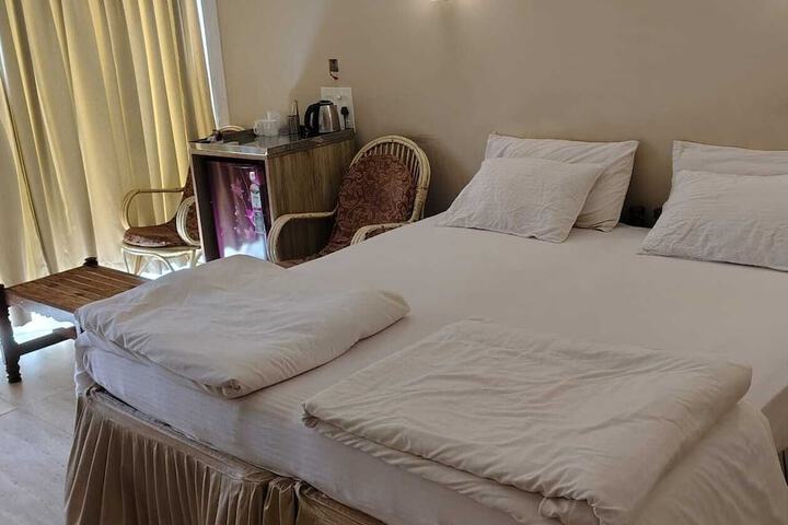 Room 4 of 46