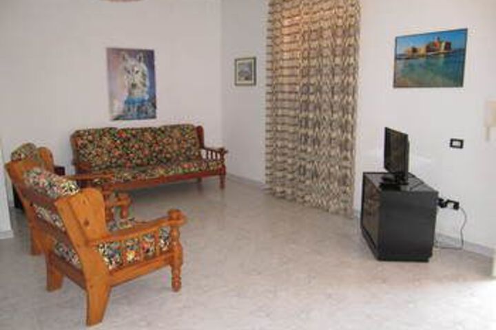 Room 15 of 21