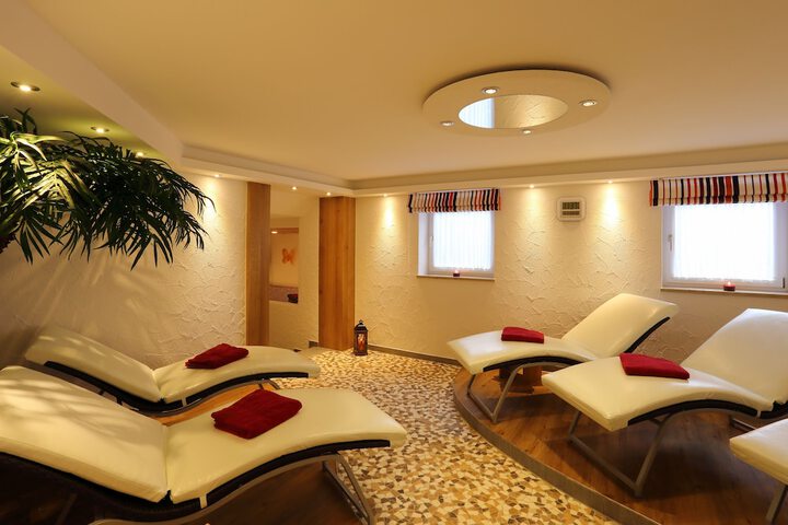 Spa 38 of 61