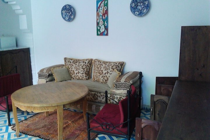 Room 18 of 48