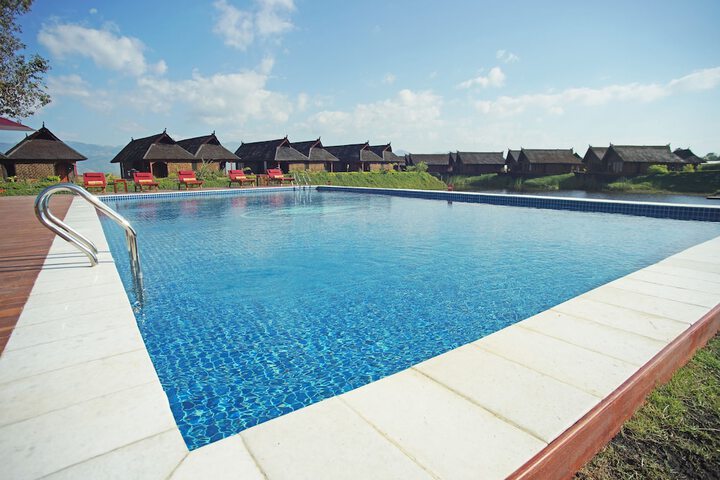 Pool Hotel