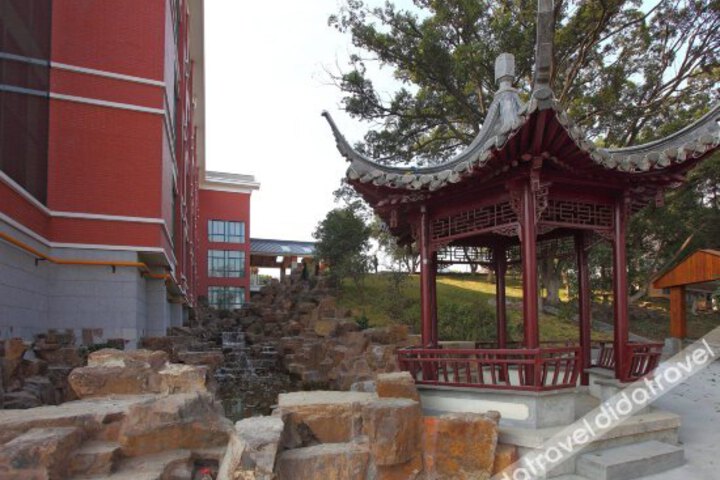 Wuxi Xiyuan Hotel