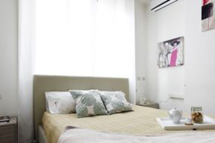 Room 18 of 43