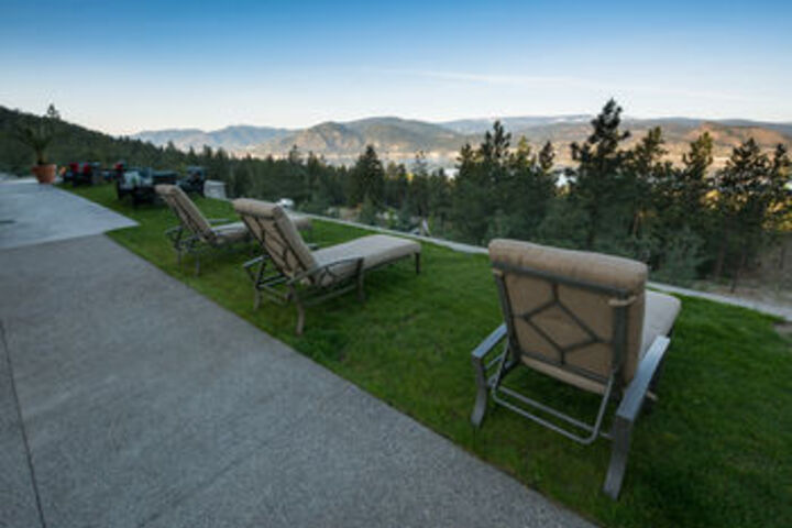 Terrace/Patio 29 of 33