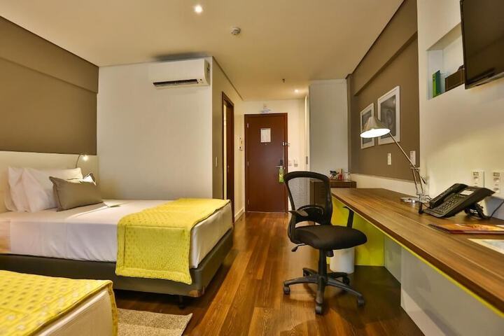 Room 16 of 45