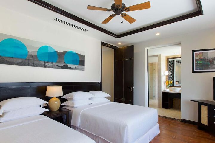 Room 21 of 130
