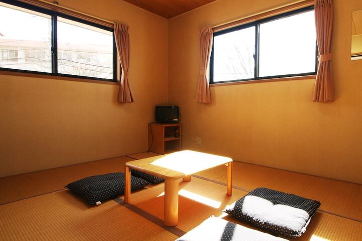 Room 3 of 19