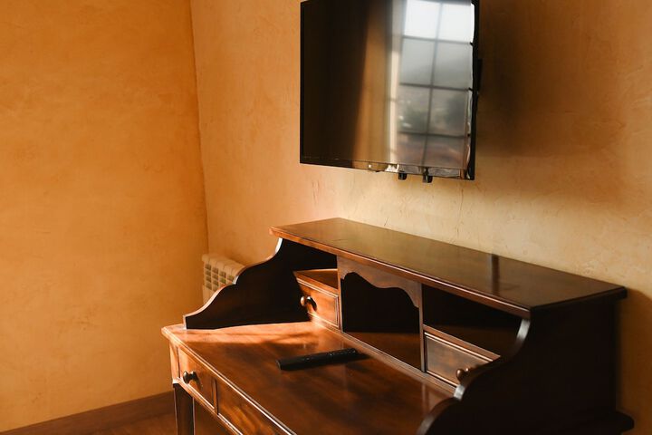 Room 6 of 22