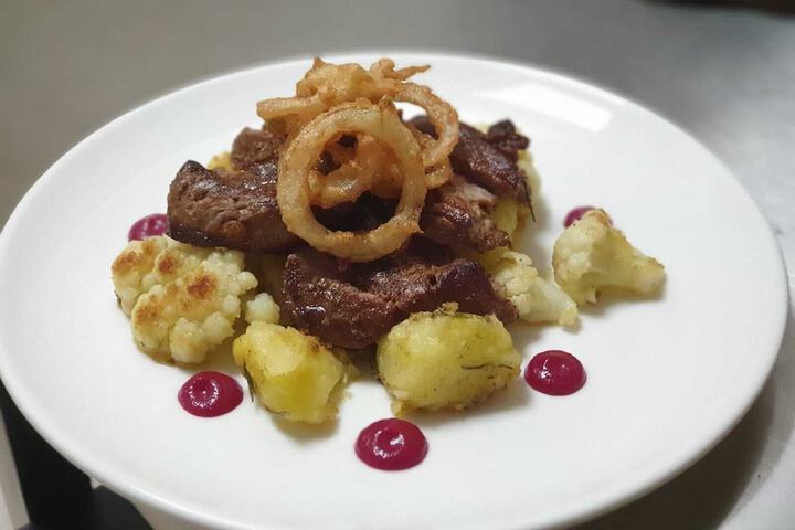 Dining 67 of 104