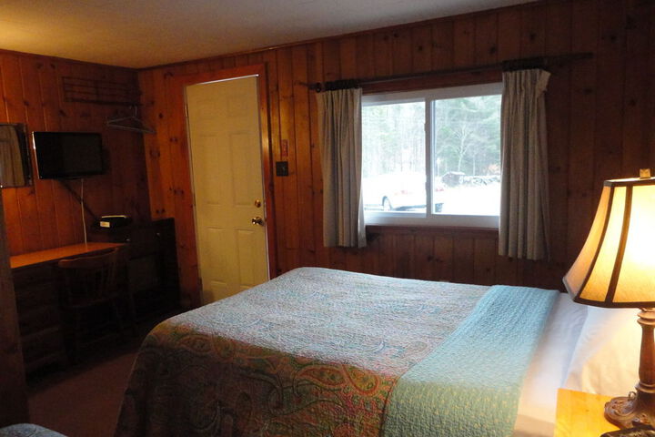 Room 16 of 48