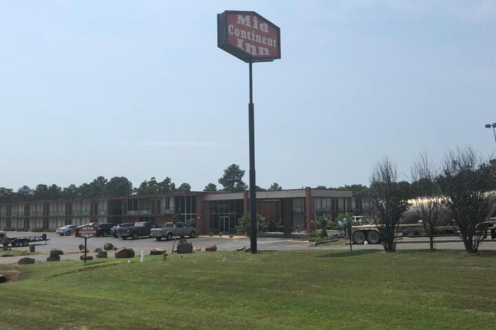 Mid Continent Inn