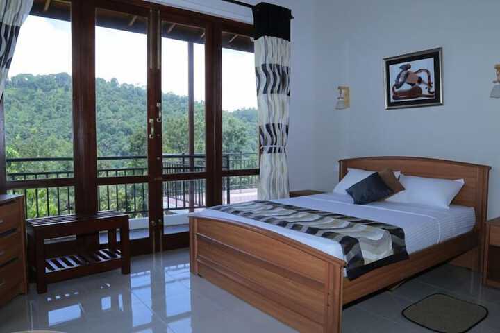 Room 3 of 14