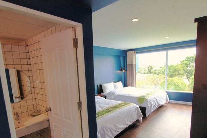 Room 17 of 126