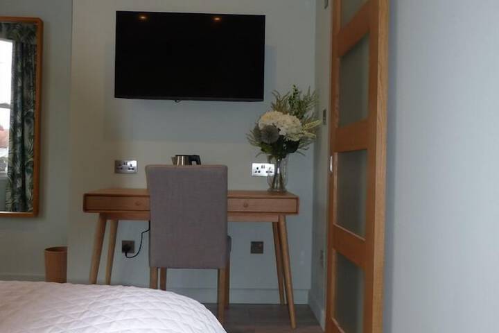Room 8 of 21