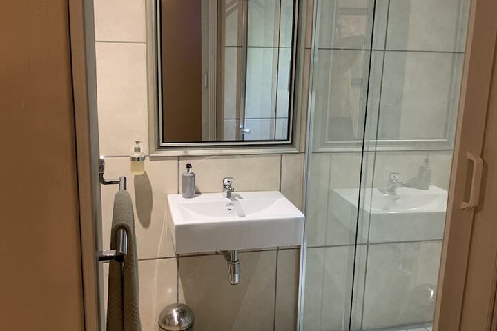 Room 73 of 101