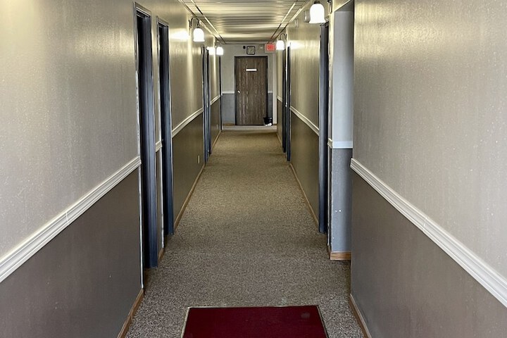 Ballroom/Hall 20 of 22