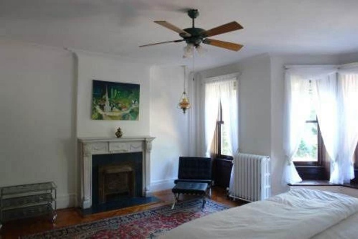 Room 3 of 17