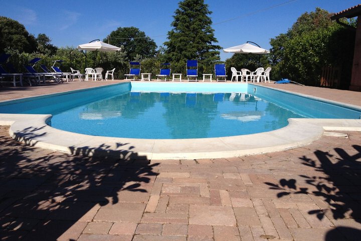 Pool 53 of 81