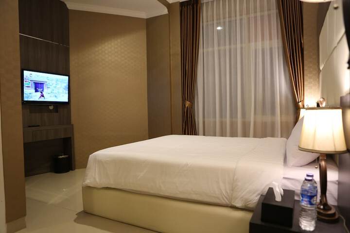Room 7 of 61