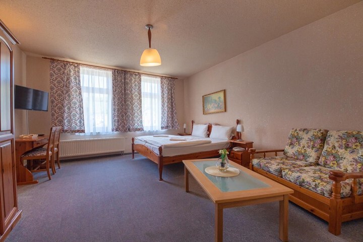 Room 5 of 26