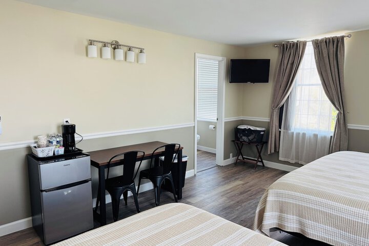 Room 3 of 58