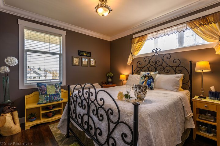 Room 75 of 159
