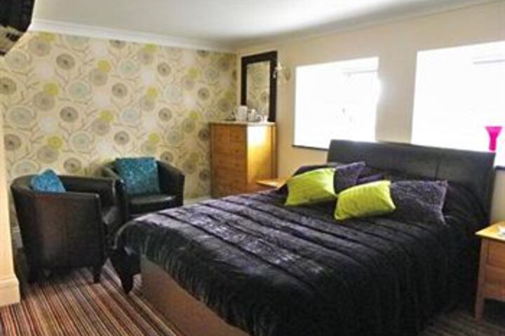 Room 7 of 7