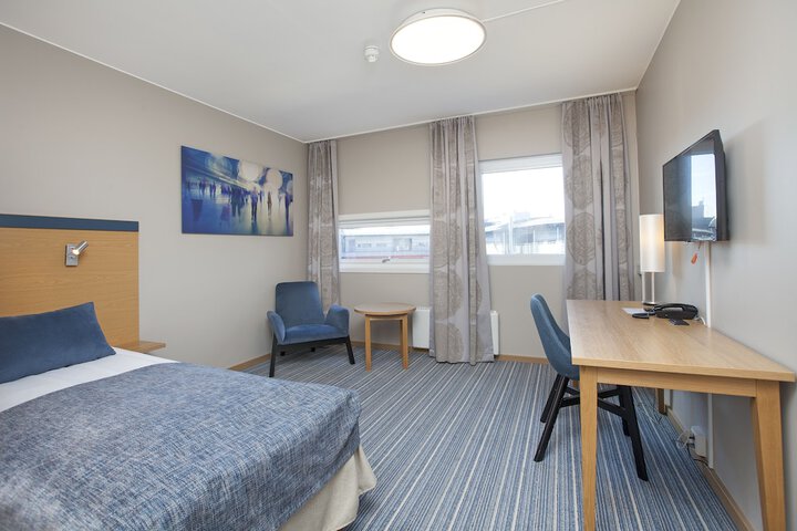 Room 15 of 78