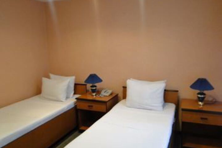 Room 22 of 49