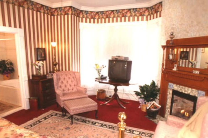Room 2 of 52