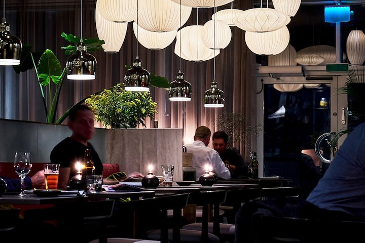 Dining 55 of 68