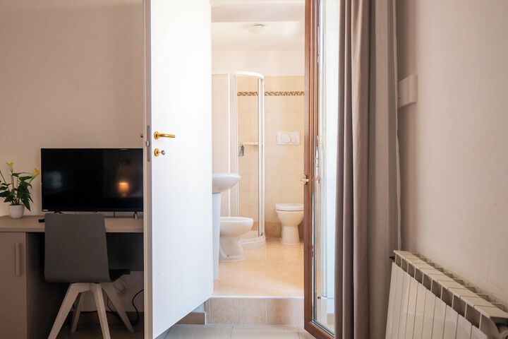 Room 34 of 45