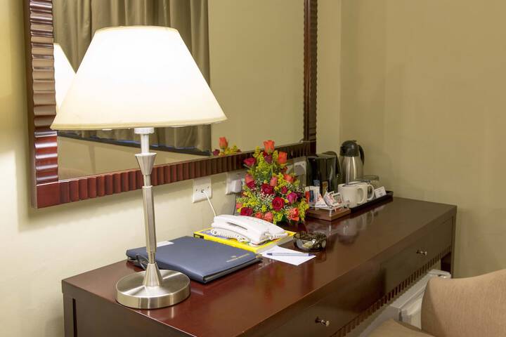 Room 7 of 68
