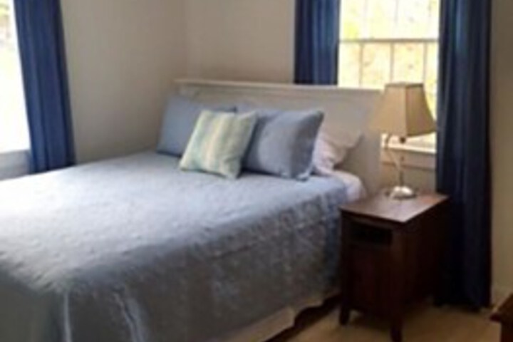 Room 16 of 18