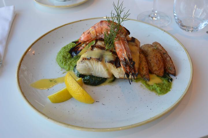 Dining 180 of 309