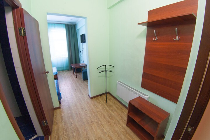 Room 7 of 44