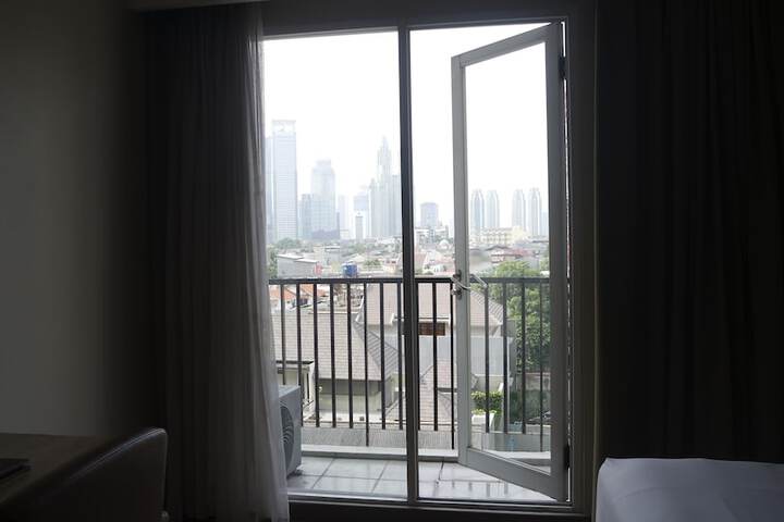 Room 22 of 90