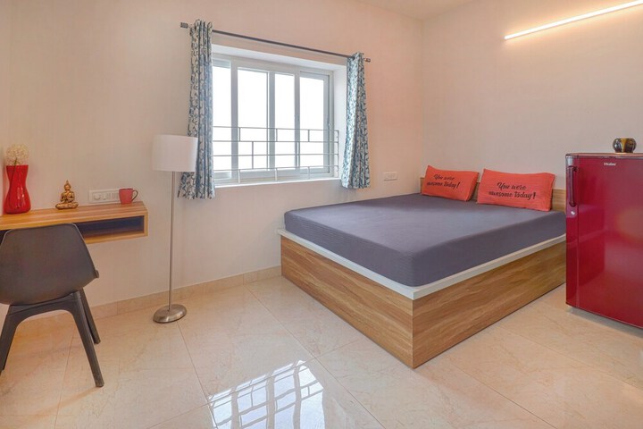 Room 5 of 5