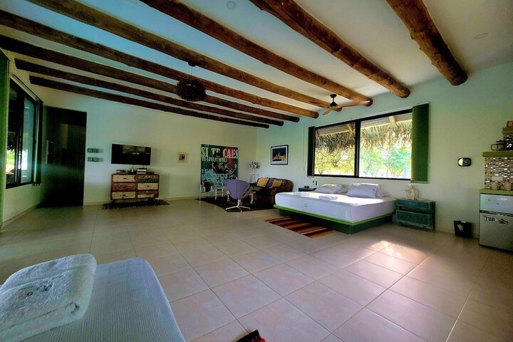 Room 6 of 95