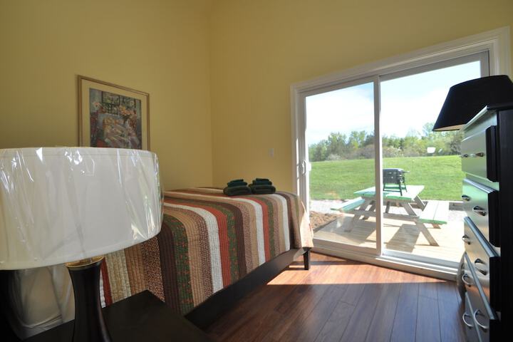 Room 4 of 53