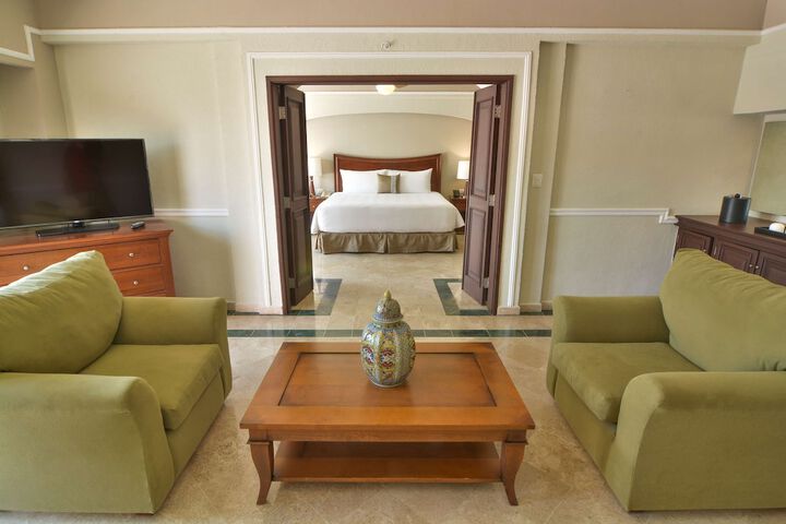Room 37 of 145